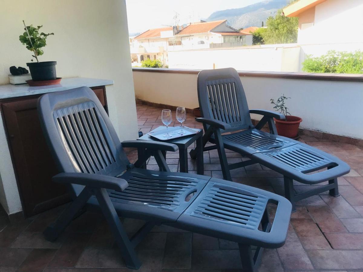 Mondello Aiace 40 Lägenhet Exteriör bild